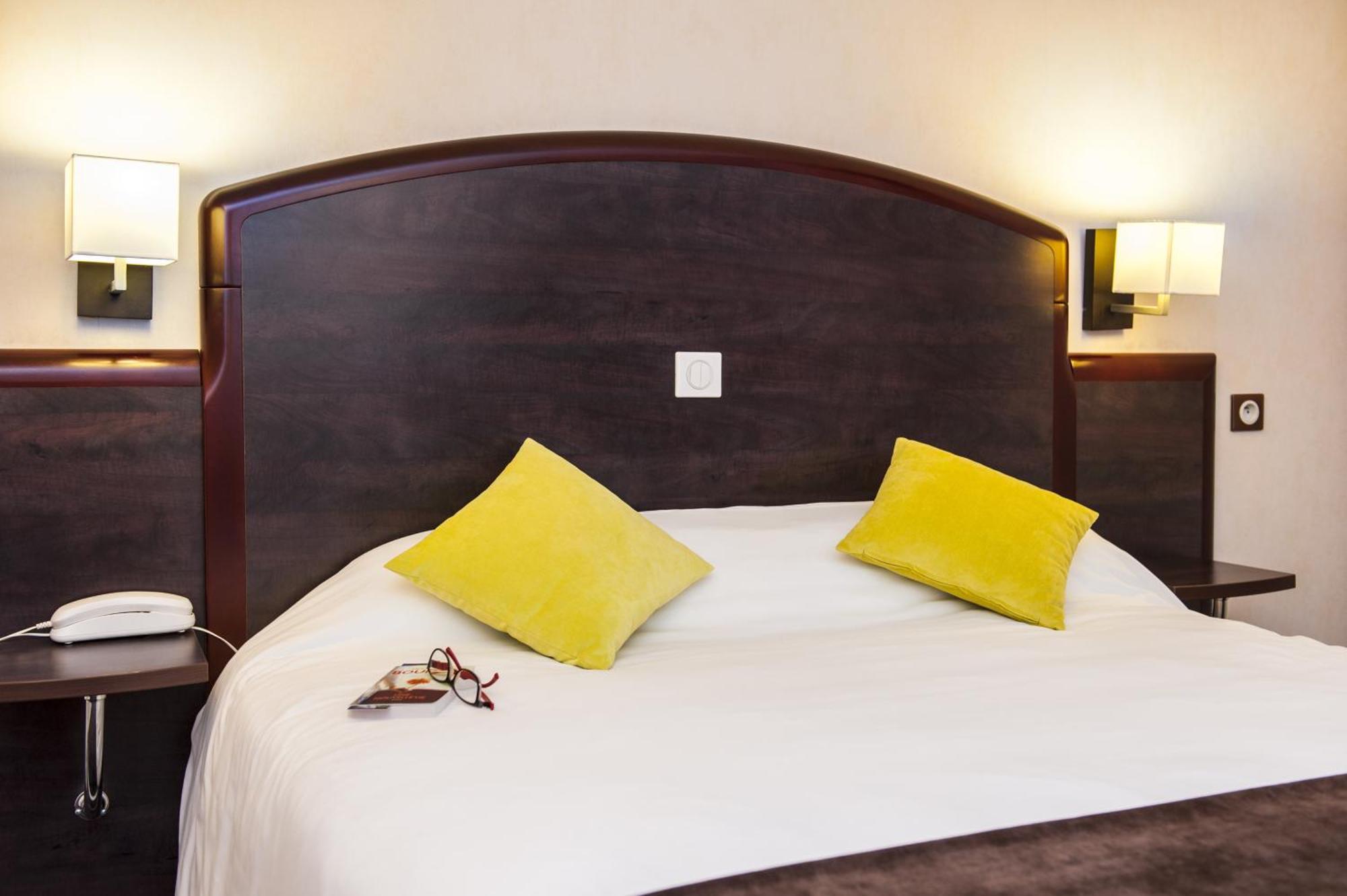 Brit Hotel Cahors - Le France מראה חיצוני תמונה