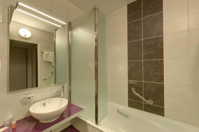 Brit Hotel Cahors - Le France מראה חיצוני תמונה