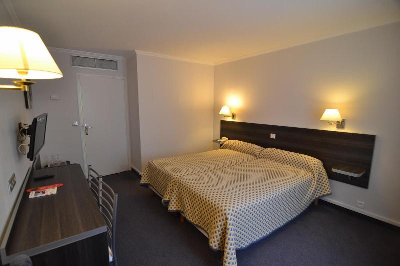 Brit Hotel Cahors - Le France מראה חיצוני תמונה
