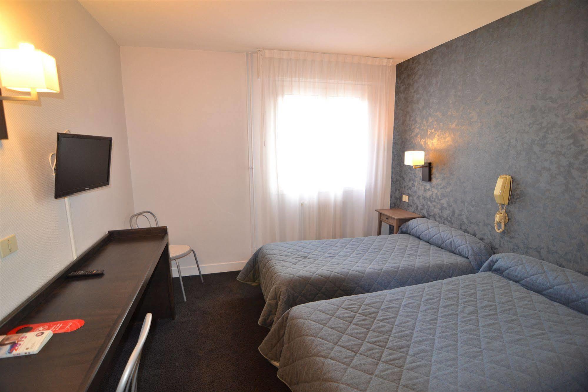 Brit Hotel Cahors - Le France מראה חיצוני תמונה